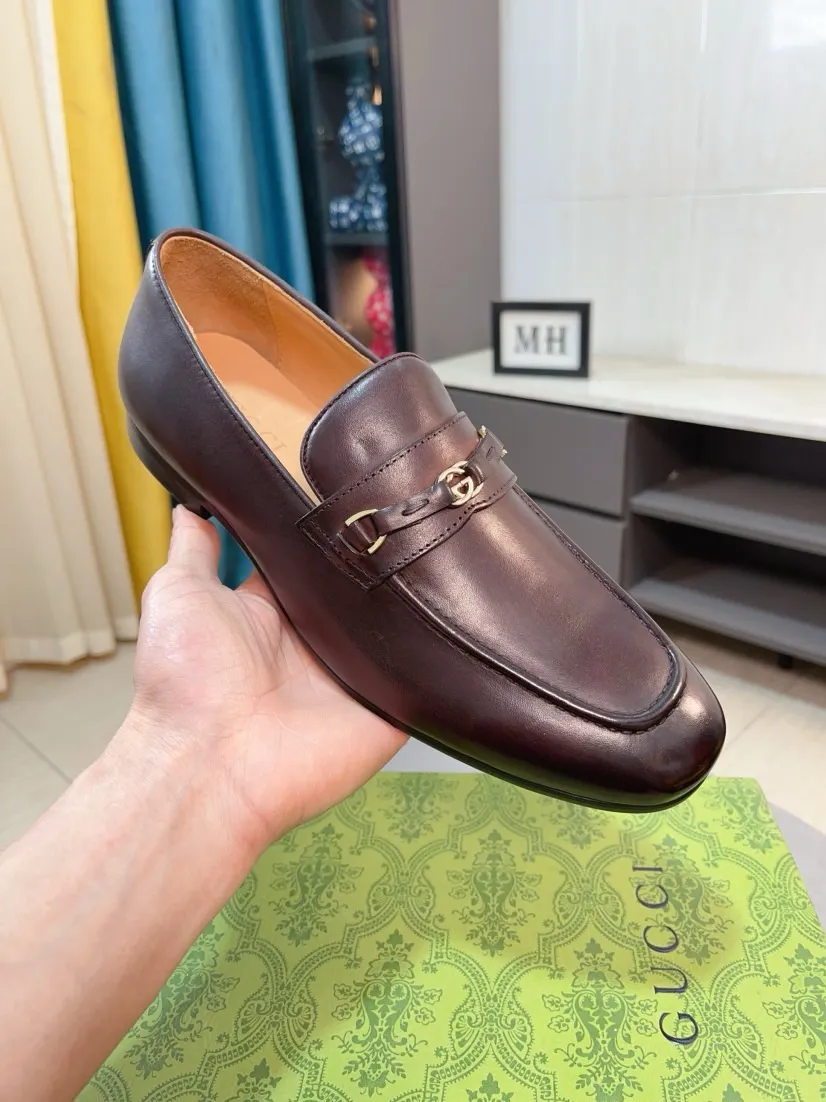 Men's shoes 💰500🌹🌹【GUCCI】The most popular classic Gucci leather shoes. Synchronized with the official website, the upper is made of Italian first-layer cowhide ➕cowhide lining, with unique brand and unique craftsmanship. Highlighting the hot style of the new year. Stop hesitating, stop wandering, get it now. Number: 38--44